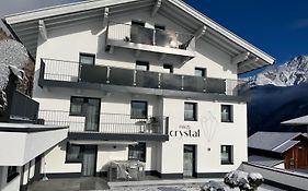 Haus Crystal